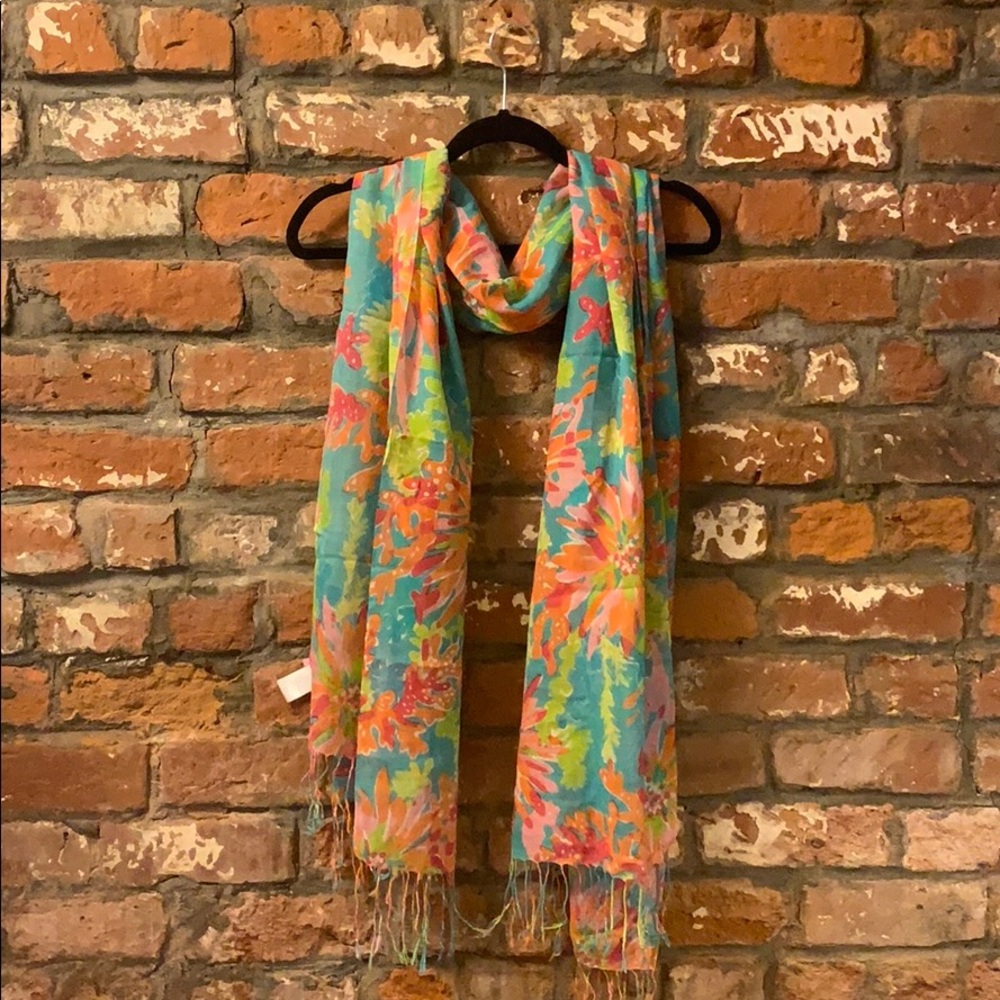 NWOT Lily Pulitzer Cashmere Scarf *Retired Pattern!*